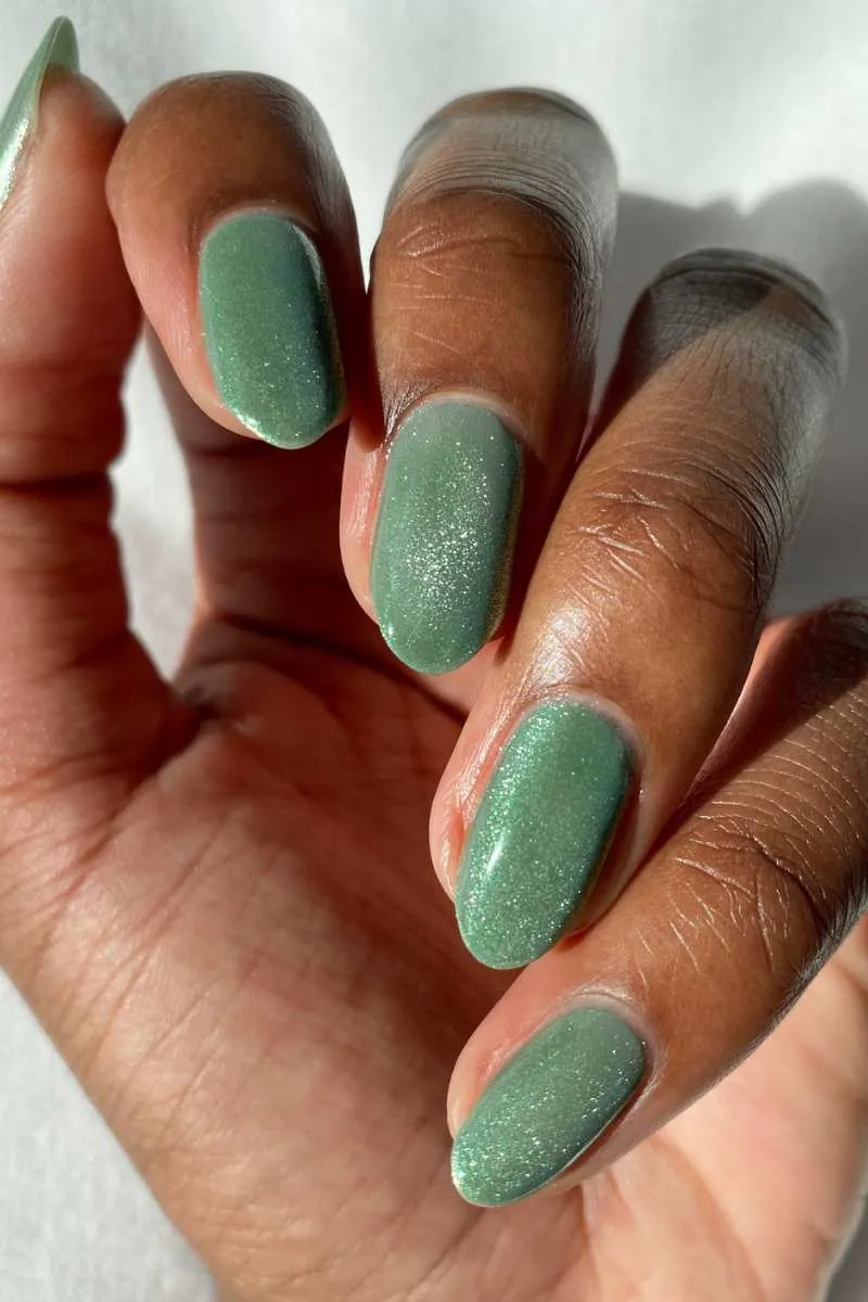 Cirque Colors Good Vibes Only nagellack mint magnetlack