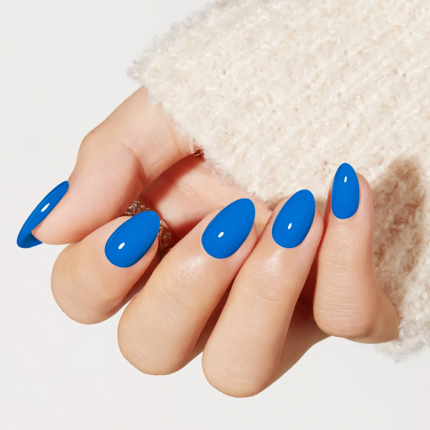 Modelones Sapphire Bold lösnaglar blå krämfärg