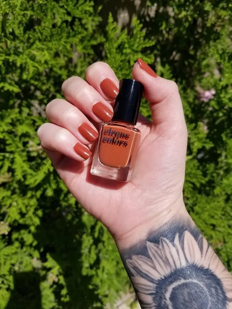 Cirque Colors Bowery nagellack – bränd orange kräm