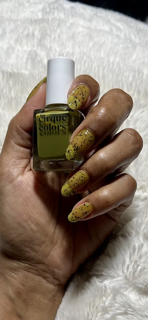 Cirque Colors Olive Jelly nagellack olivgrön jelly