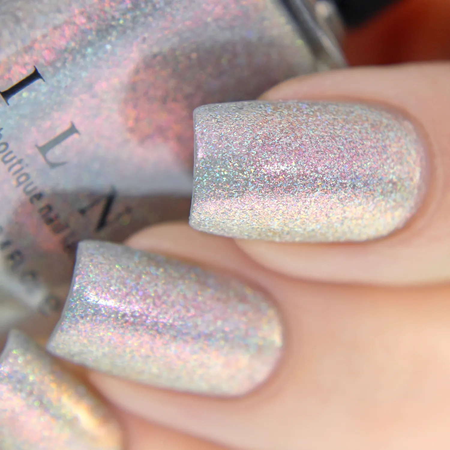 ILNP Color Kissed Rosewater nagellack holografiskt rosenrött
