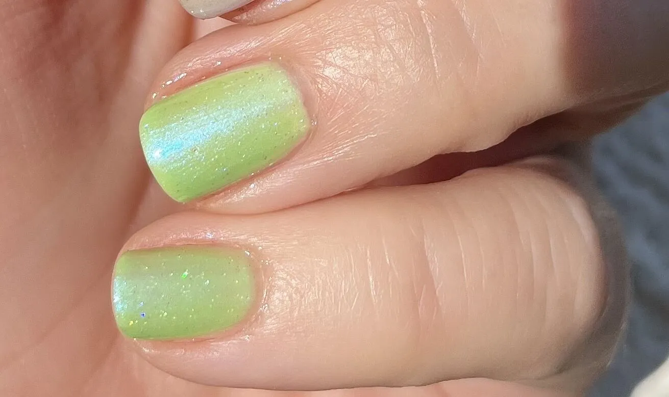 Cirque Colors Mermaid Grotto nagellack mint shimmer