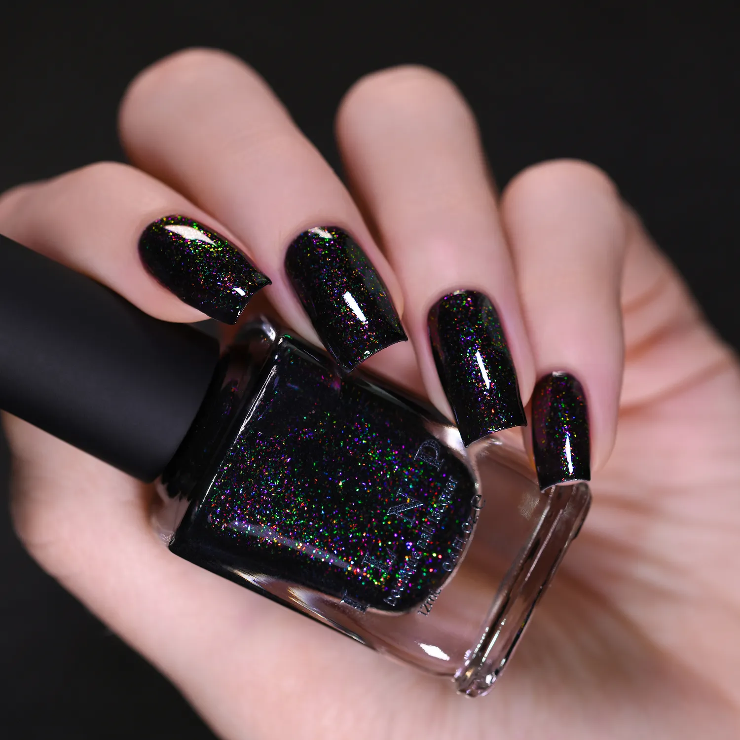 ILNP Cursed nagellack svart jelly shimmer