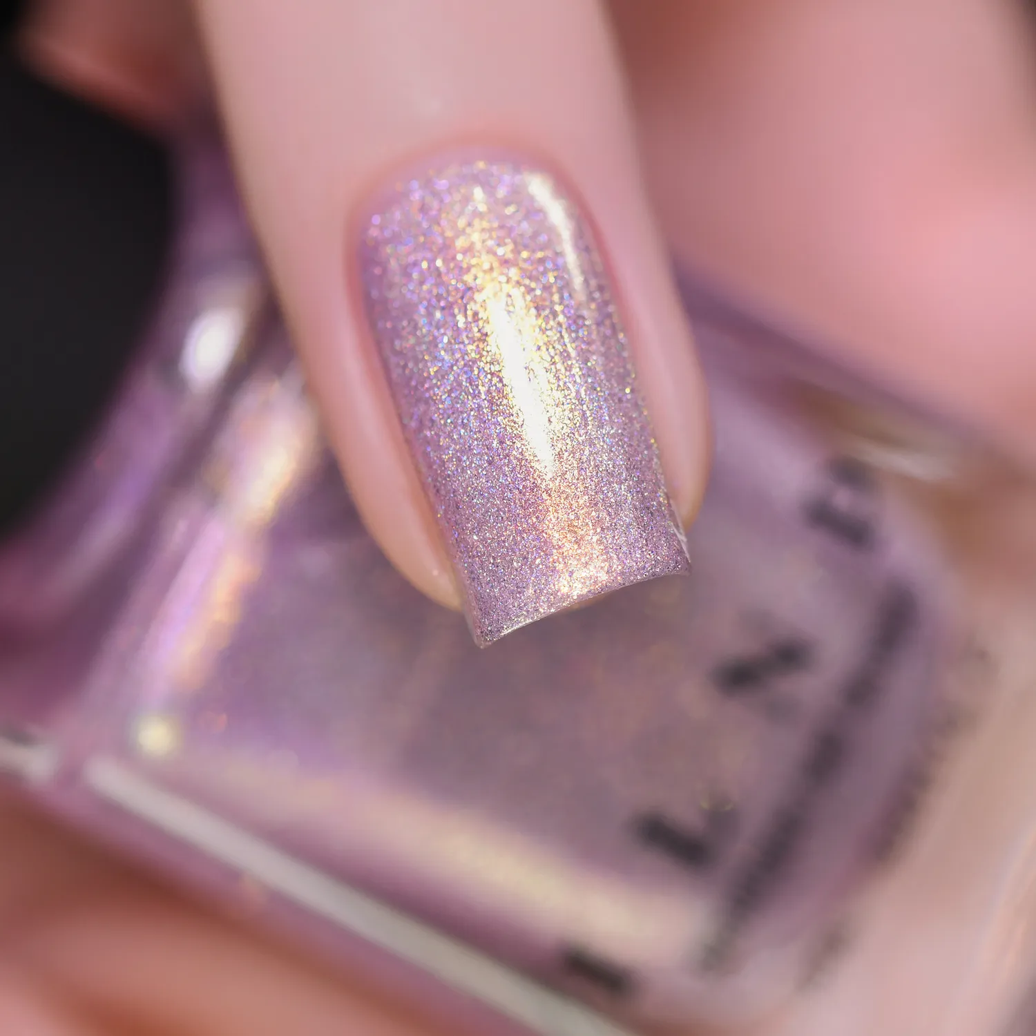 ILNP In The Clouds nagellack lila holo