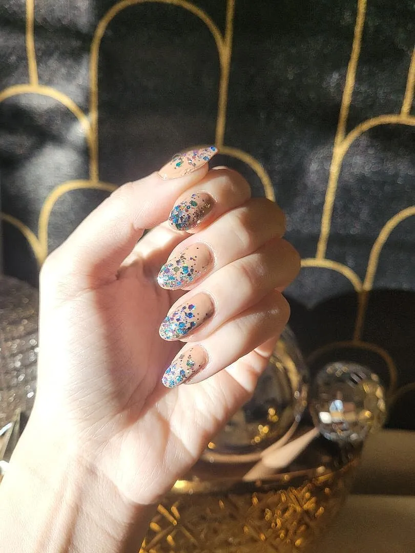 Cirque Colors XX nagellack multiglitter holografiskt