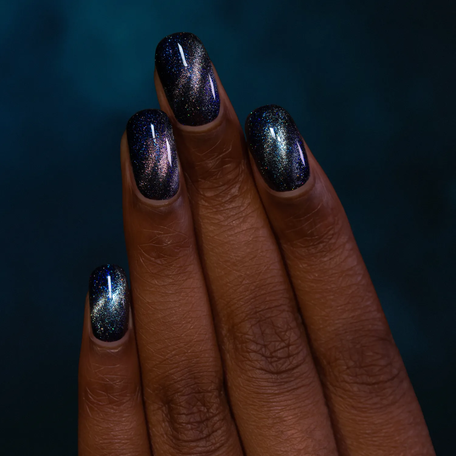 ILNP Coven Darkest Hour nagellack magnetisk svart