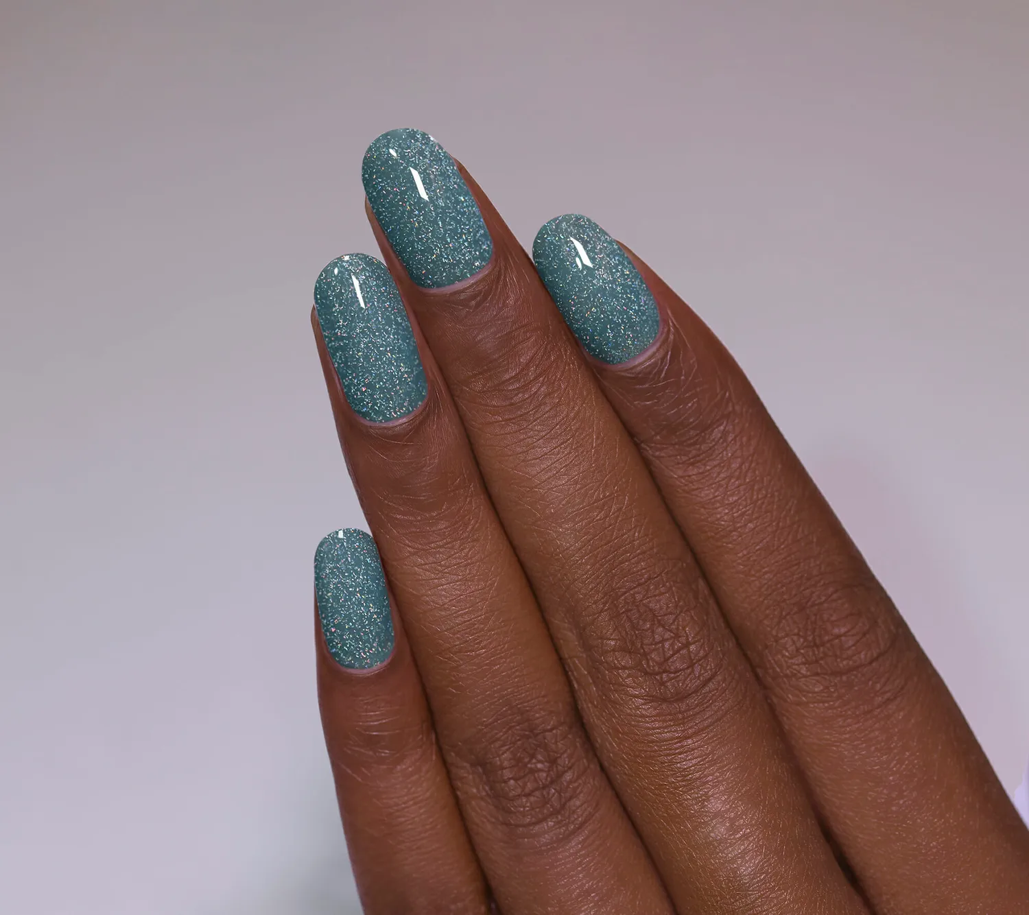 ILNP Aspen nagellack dämpad turkos krämig holo