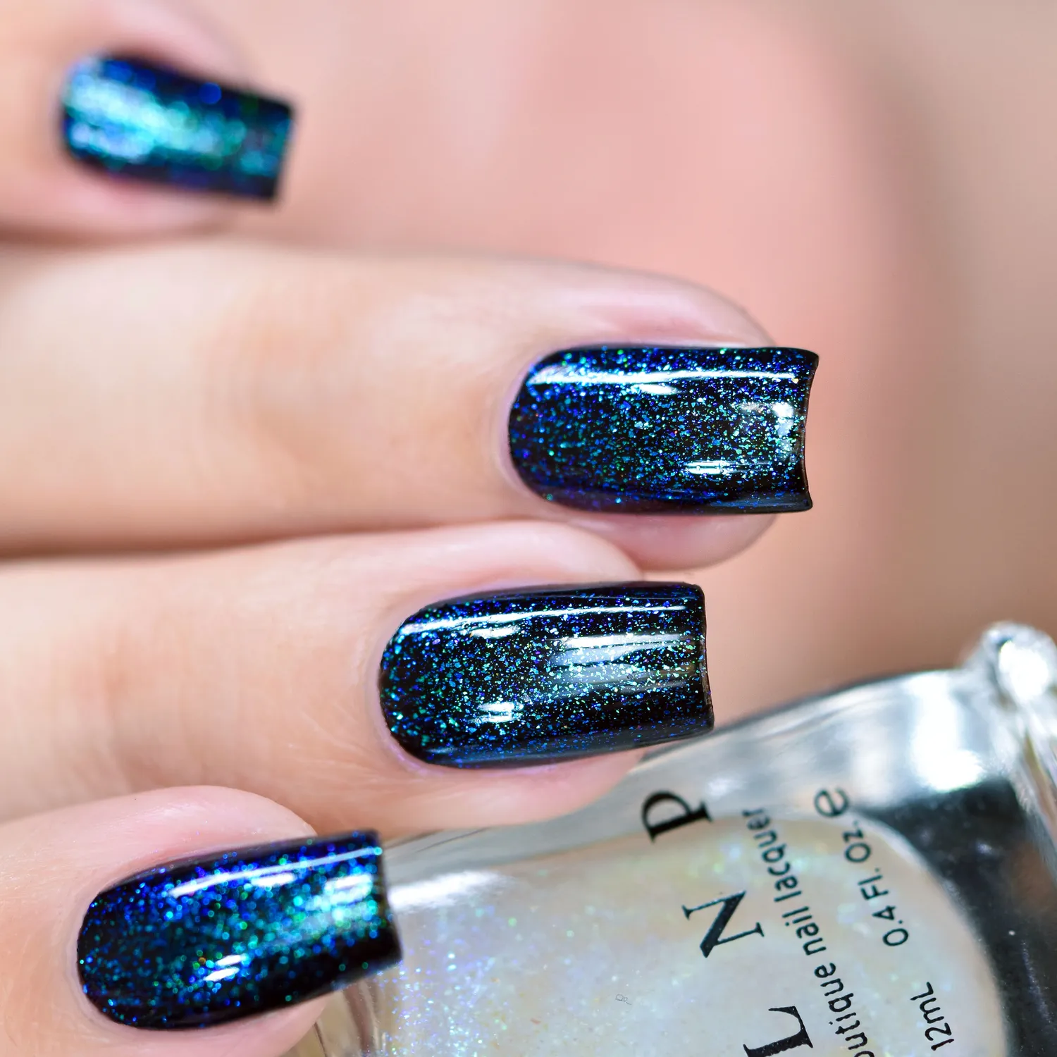 ILNP Real Magic Raven topper nagellack teal-lila skiftande