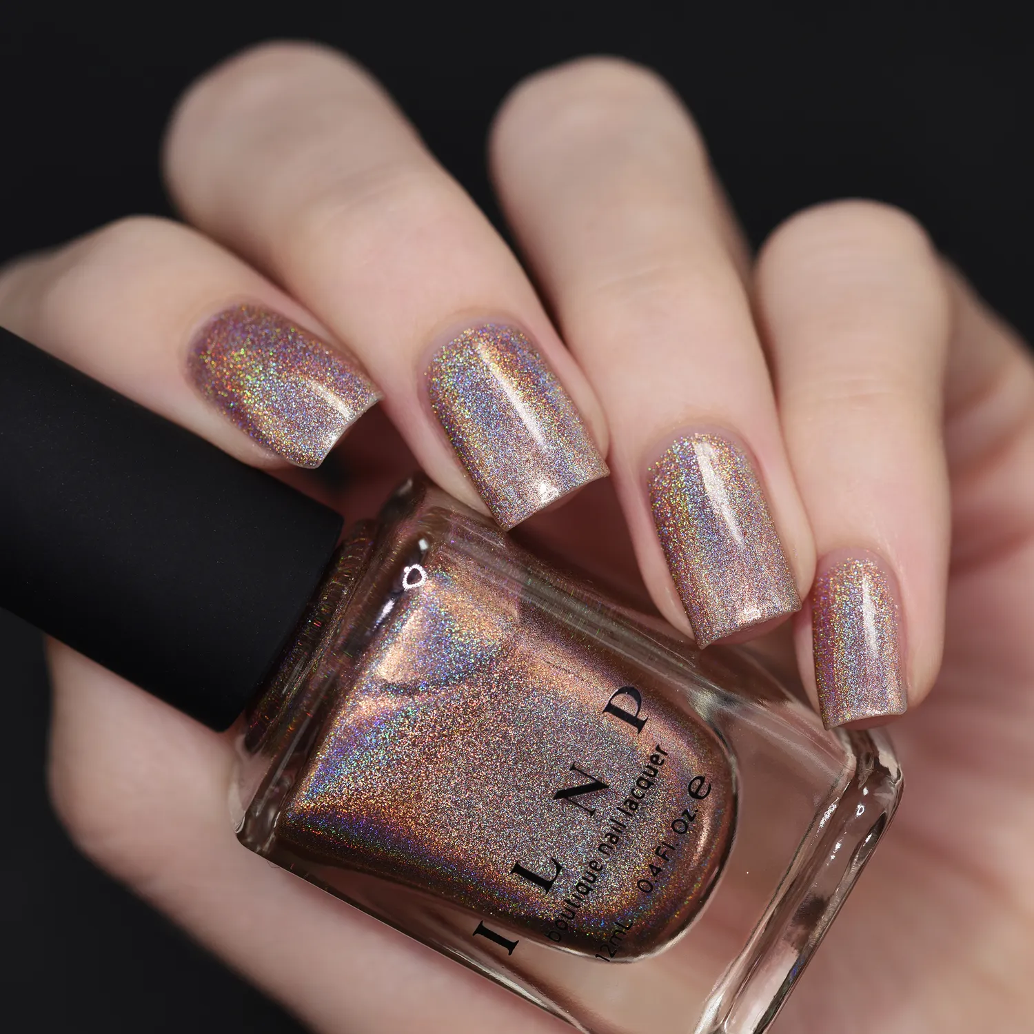 ILNP Ultra Holo Soft Focus nagellack beige holografiskt