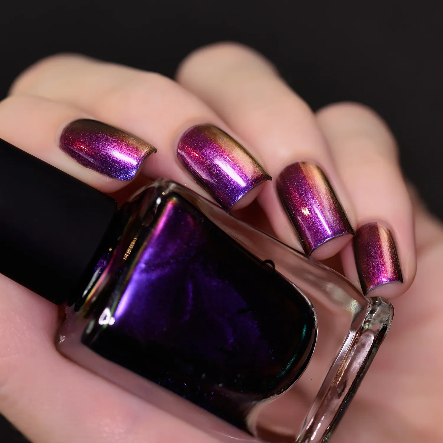 ILNP Tilted Ultra Chrome nagellack lila-orange skiftande