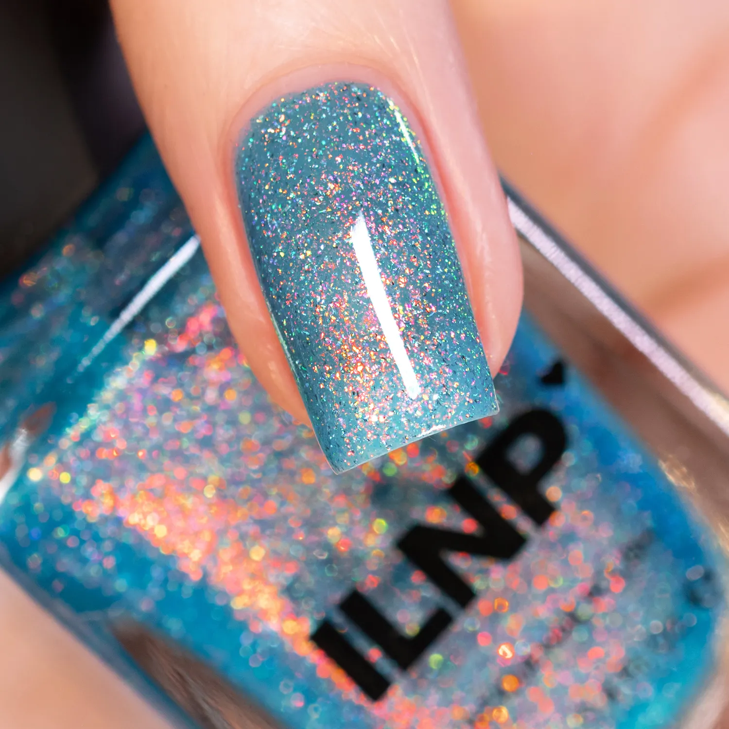 ILNP Wavelength nagellack aqua holografisk shimmer