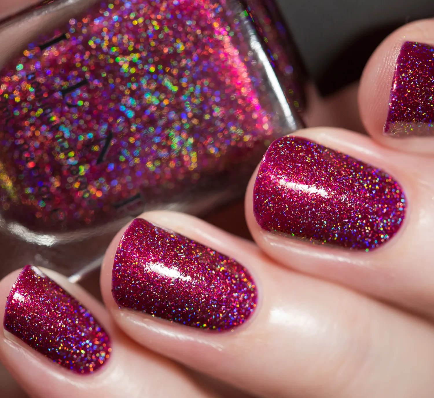 ILNP Rogue nagellack rött holografiskt