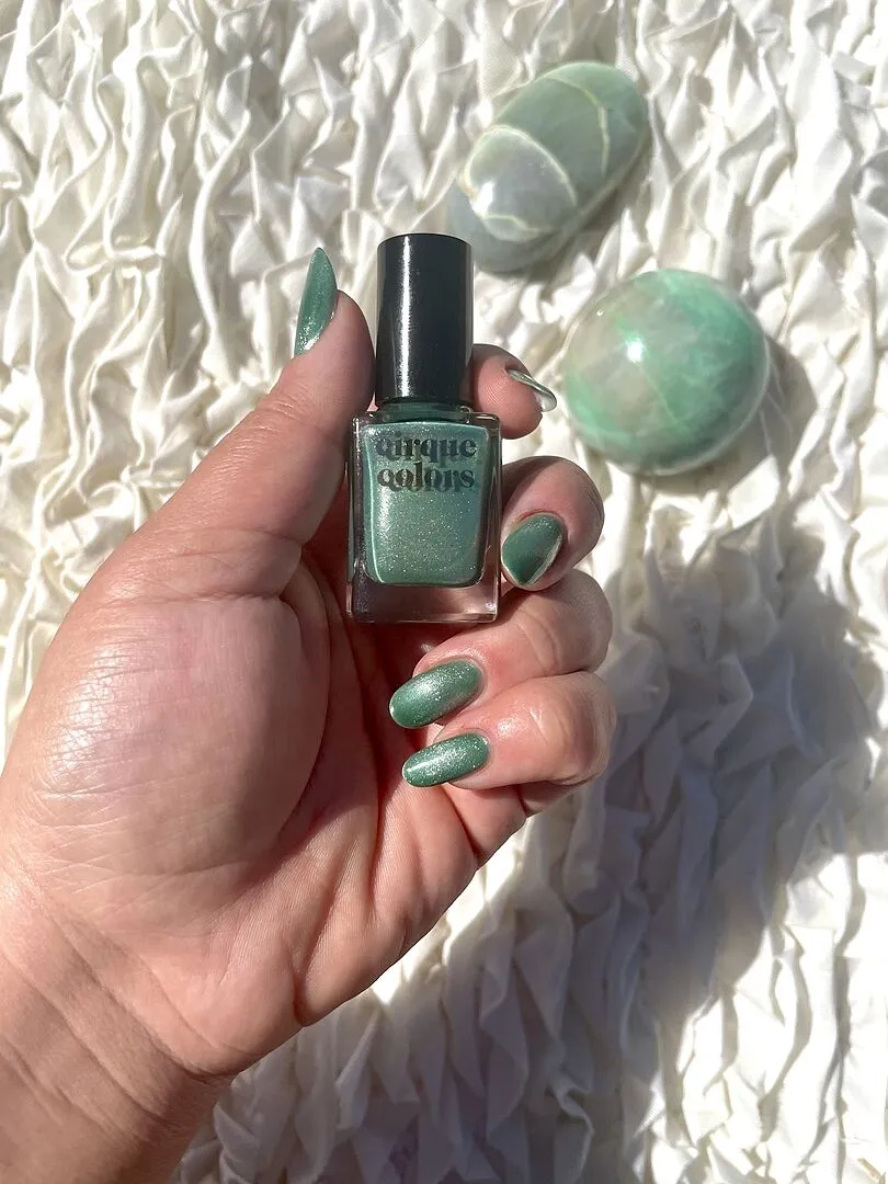Cirque Colors Good Vibes Only nagellack mint magnetlack