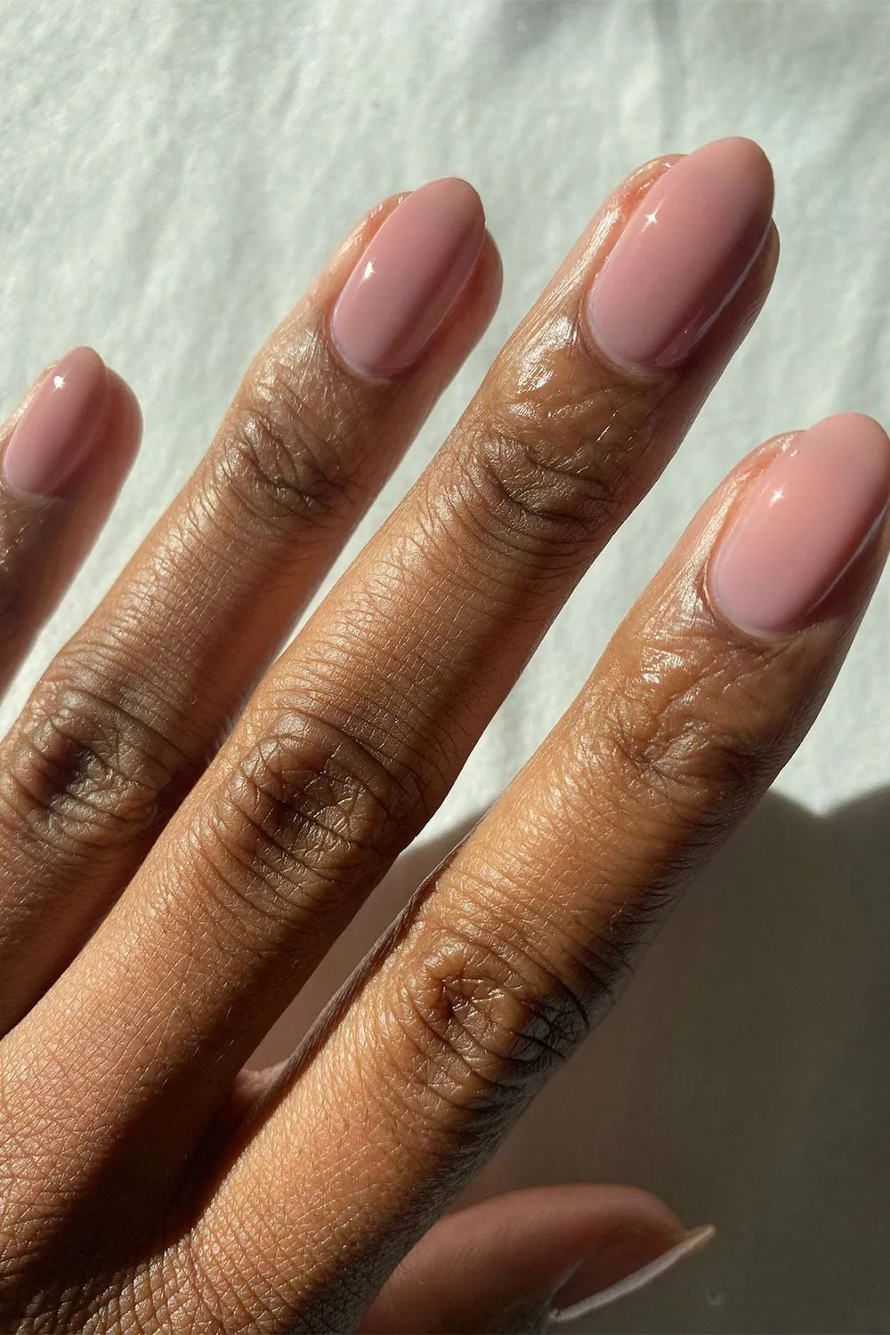 Cirque Colors Georgette nagellack sheer mauve