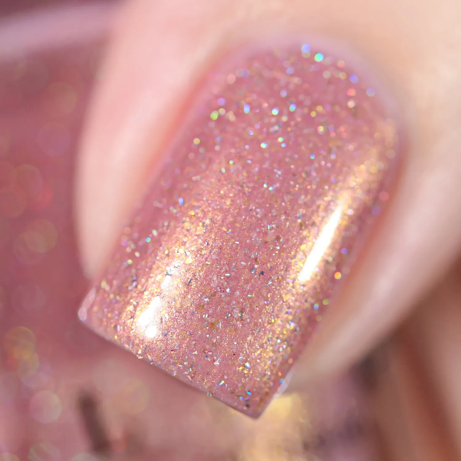 ILNP Bliss nagellack rosa creme guldskimmer