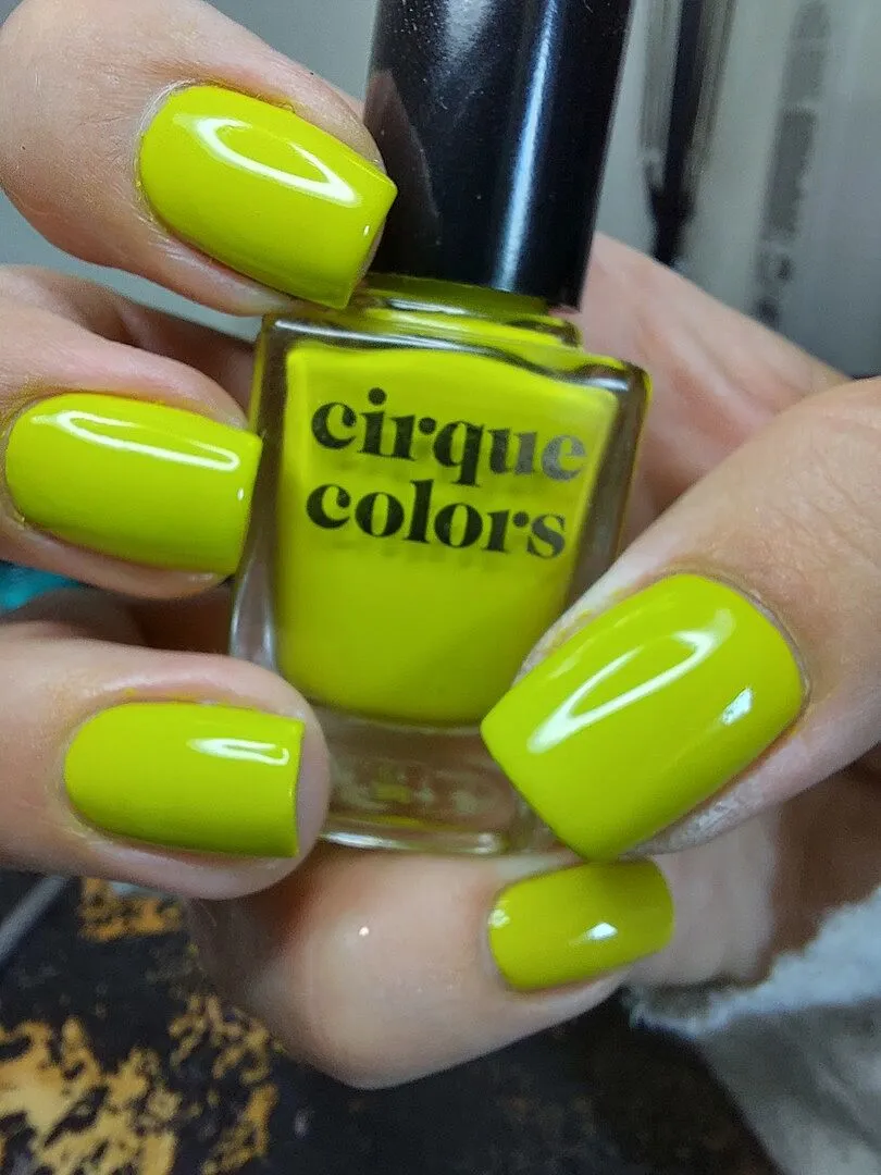 Cirque Colors Hustle nagellack chartreuse kräm
