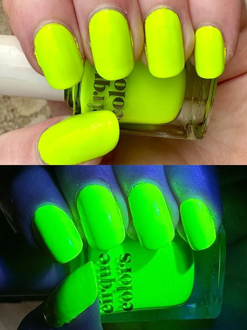 Cirque Colors Electric Daisy nagellack neon gul