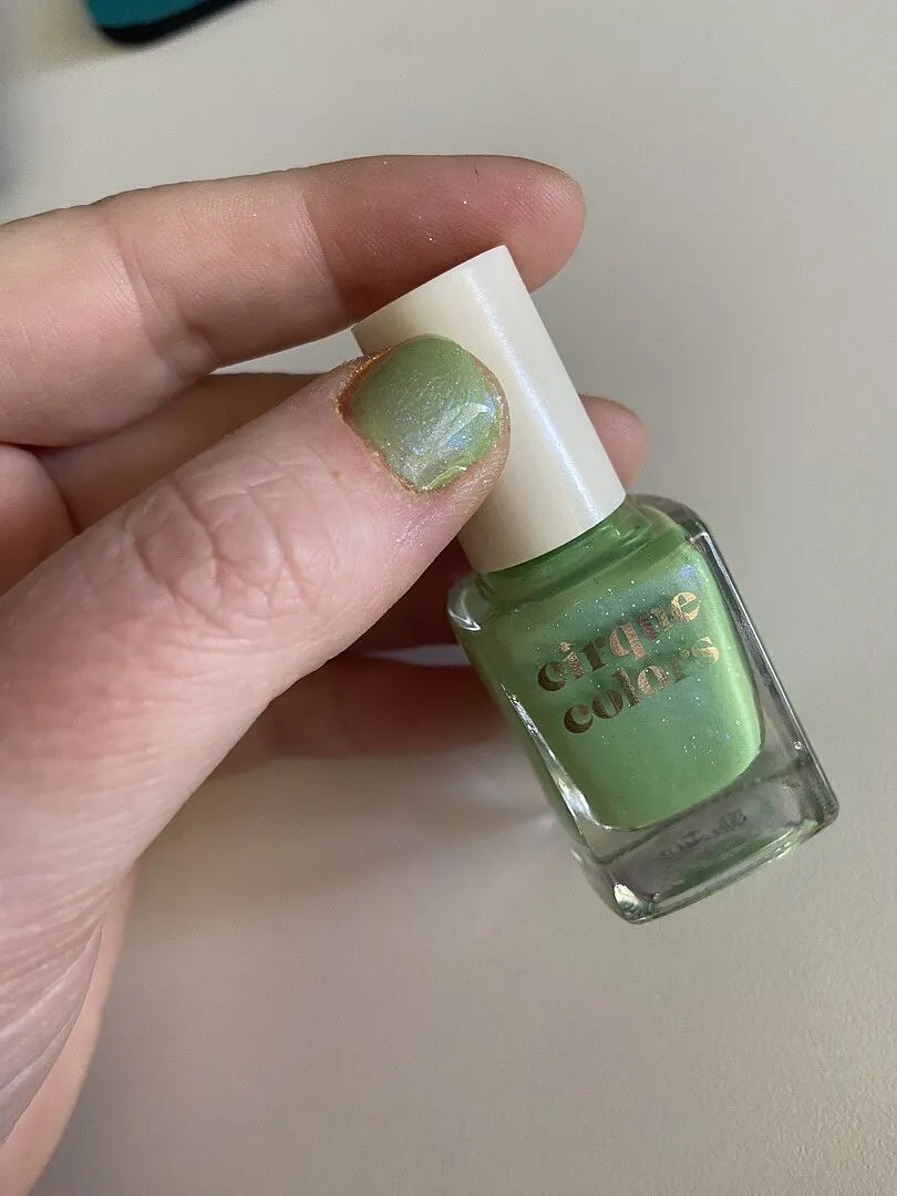 Cirque Colors Mermaid Grotto nagellack mint shimmer