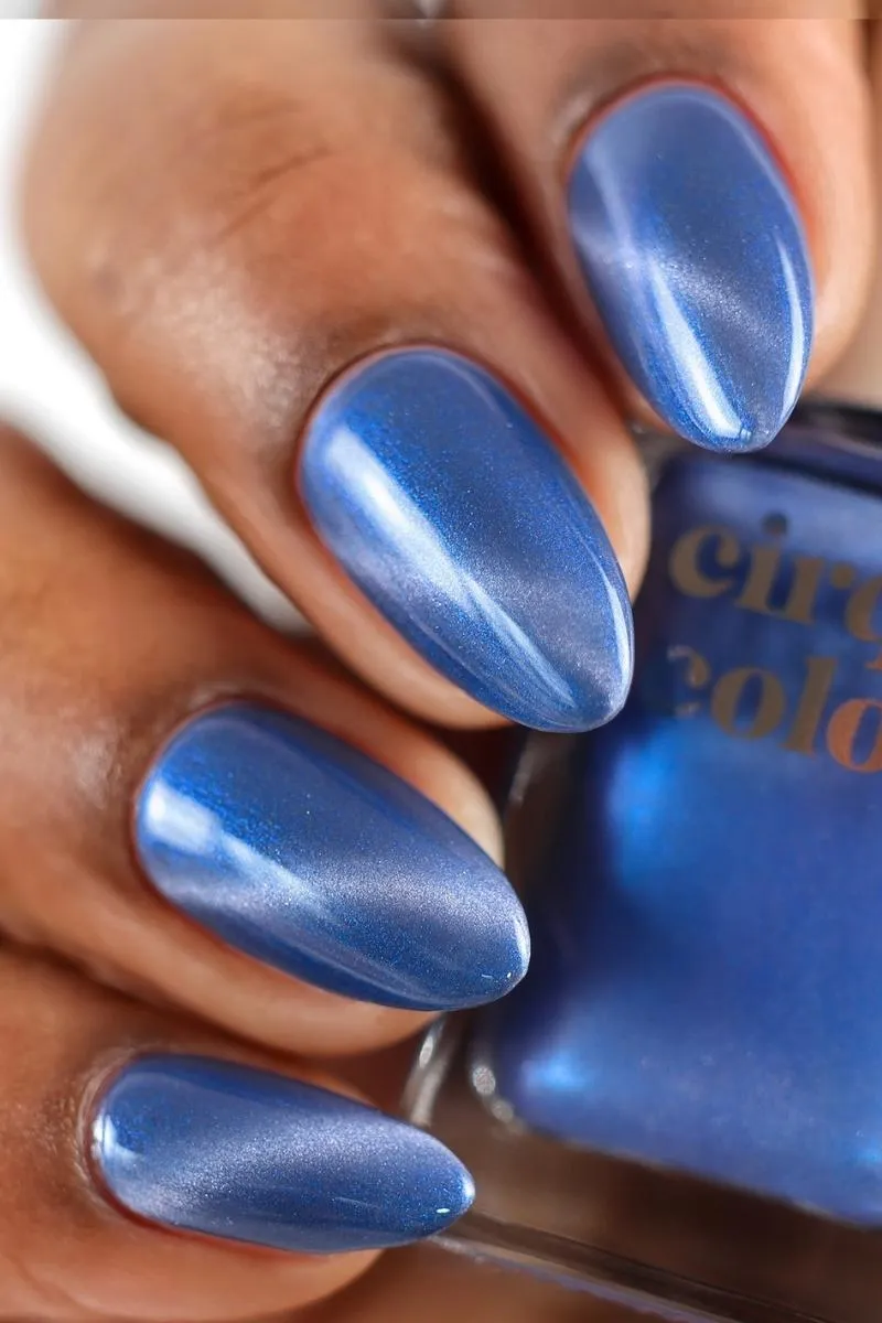 Cirque Colors Puddle nagellack magnetisk koboltblå