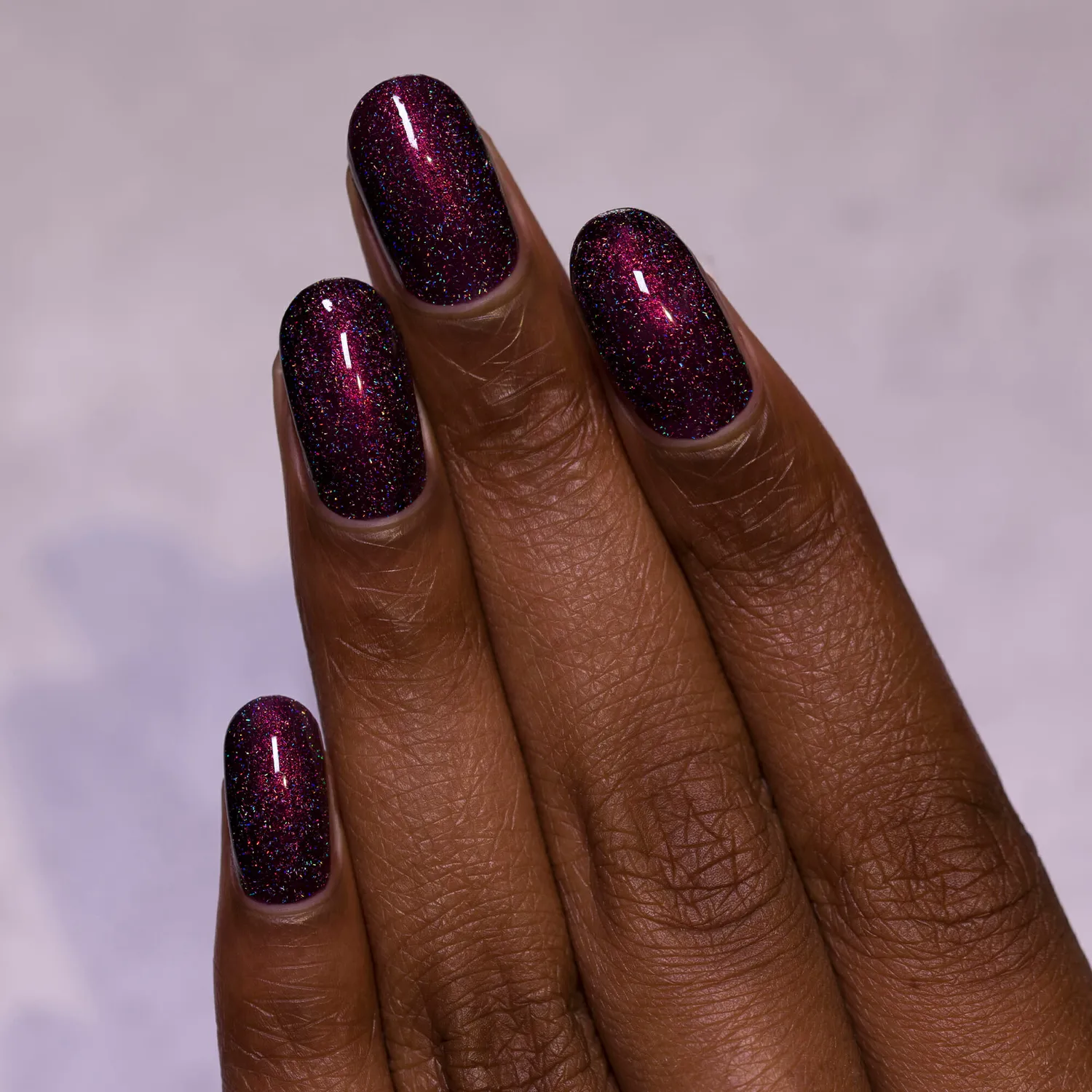 ILNP Bardot nagellack mahognyröd holografisk