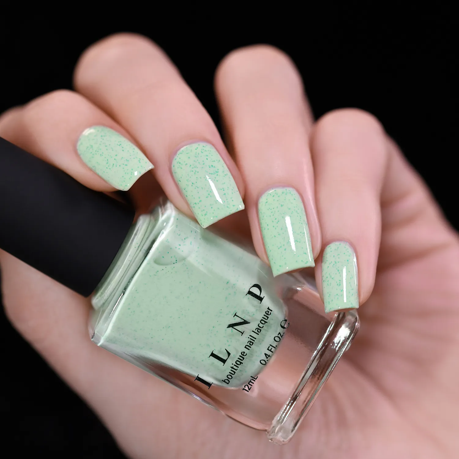ILNP Hatched Dew Drop nagellack mint prickig