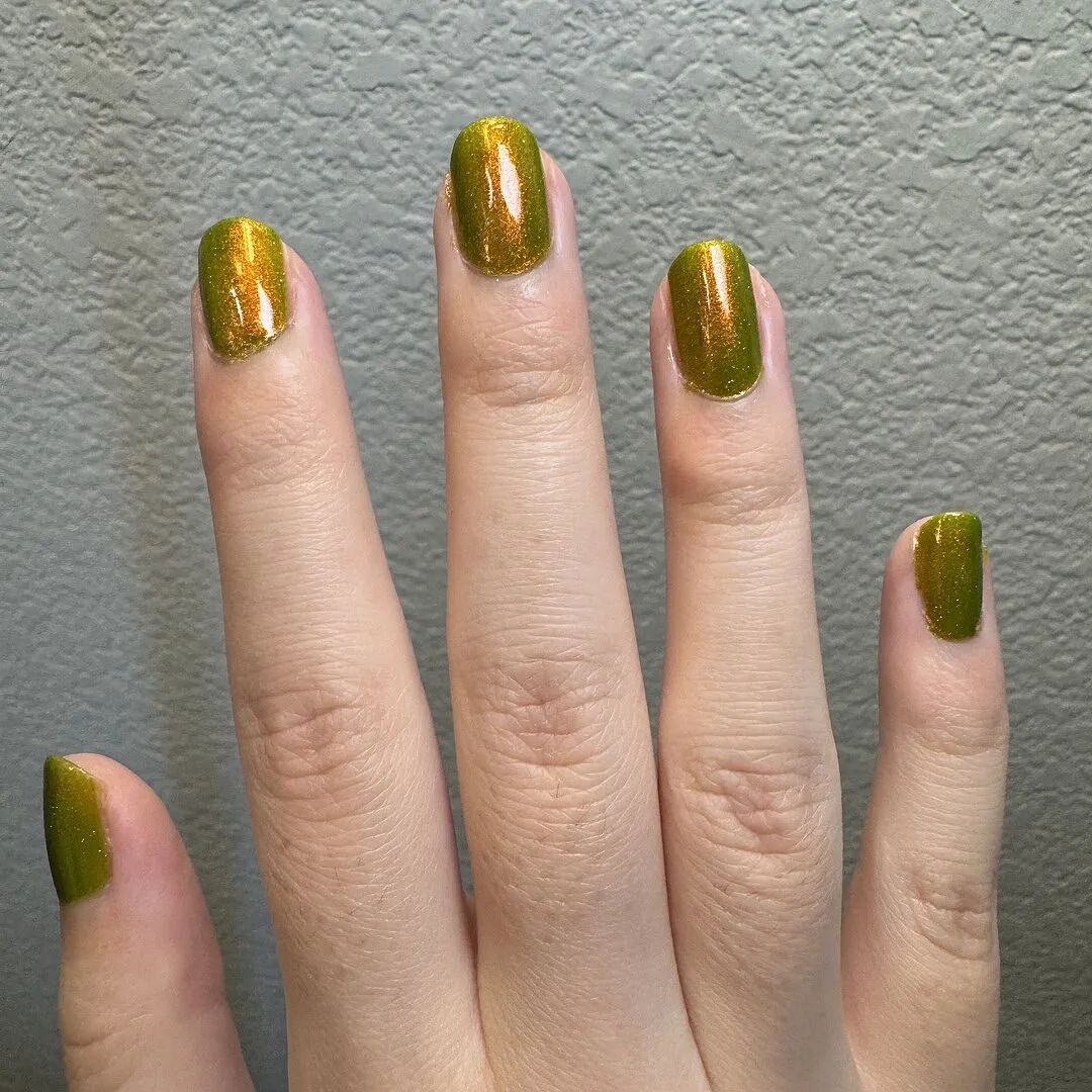 Cirque Colors Groove Thing nagellack chartreuse shimmer