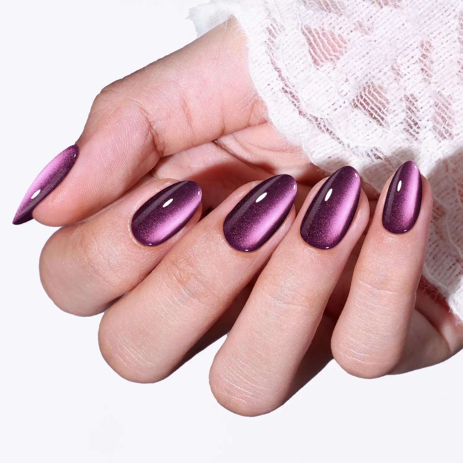 Modelones Amethyst Glow lösnaglar lila cat eye