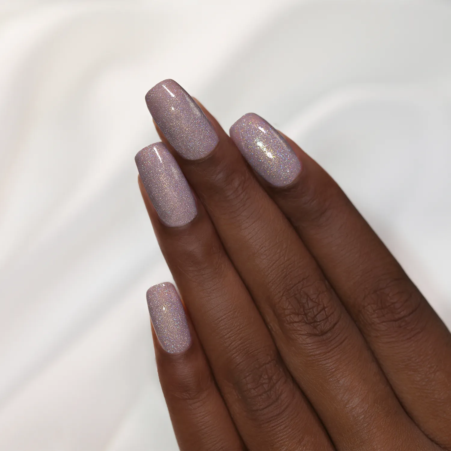ILNP Ring Bearer nagellack holografisk taupe