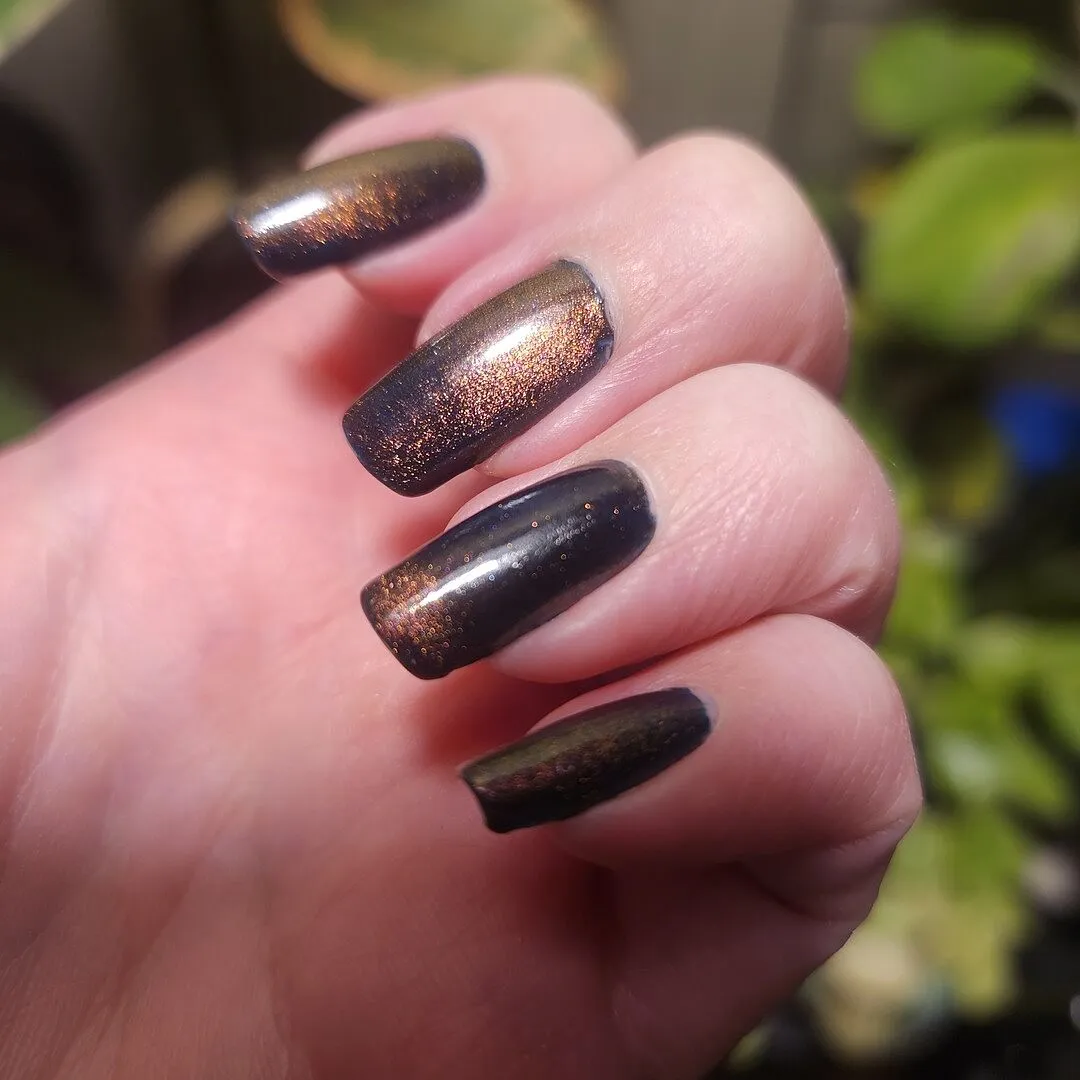 Cirque Colors Castle in the Sky nagellack magnetisk teal