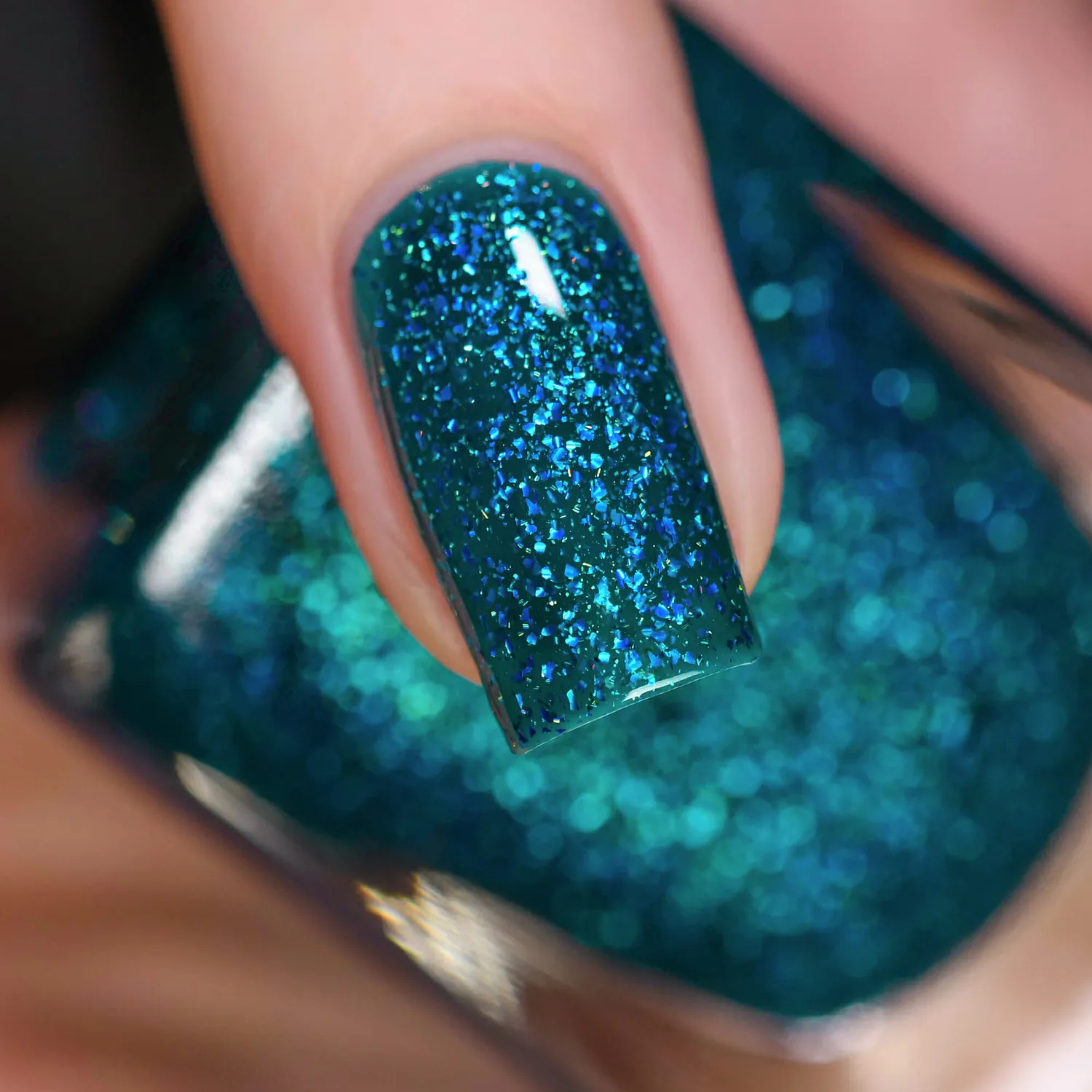 ILNP Courtyard Good Mornings nagellack teal holografisk