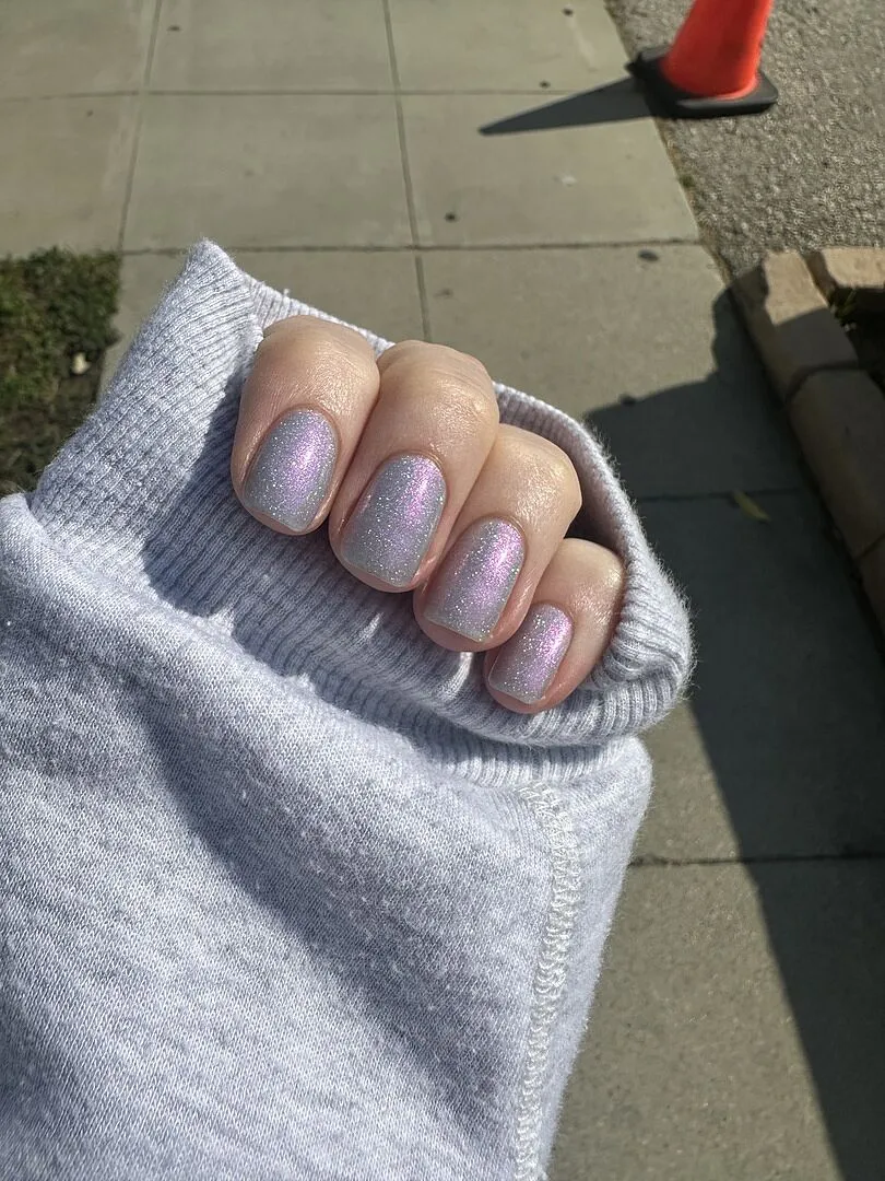 Cirque Colors Spoonful of Sugar nagellack blå holo shimmer
