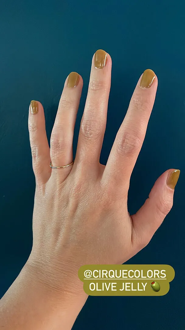 Cirque Colors Olive Jelly nagellack olivgrön jelly
