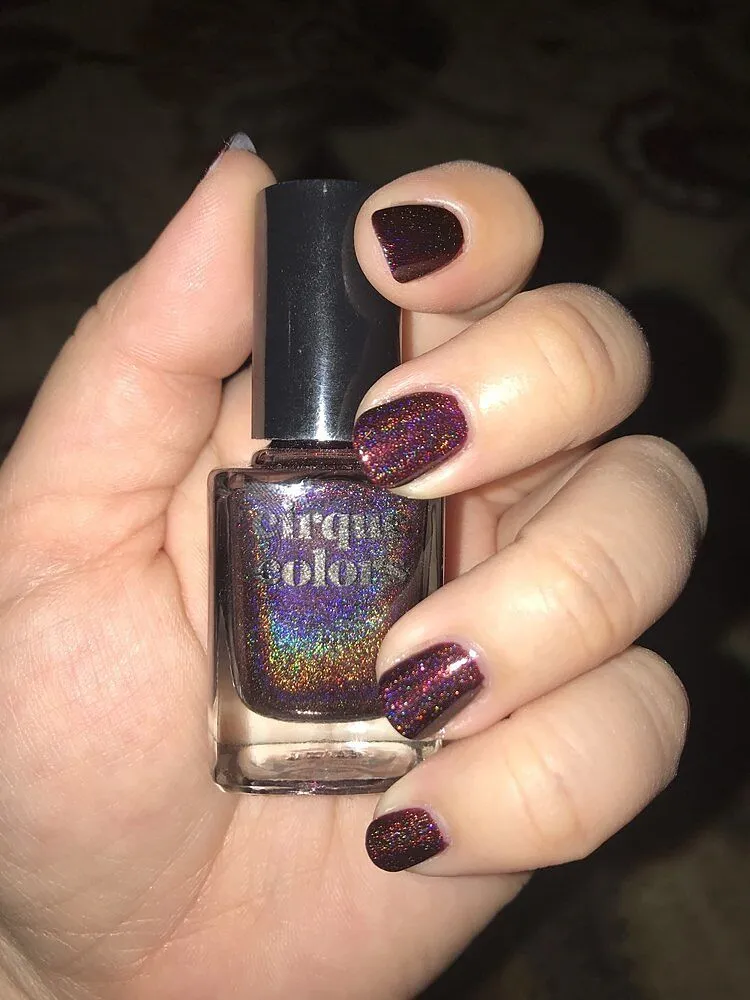 Cirque Colors Ambrosia nagellack holografisk röd