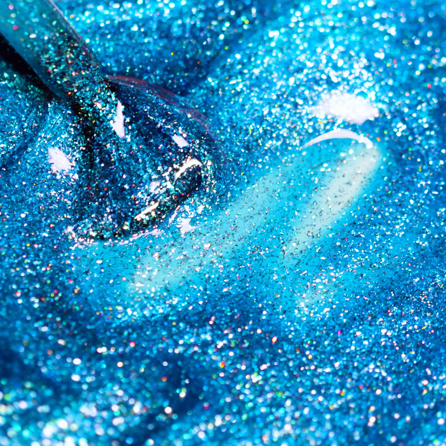 ILNP Flow State nagellack akvamarin holografisk skimmer