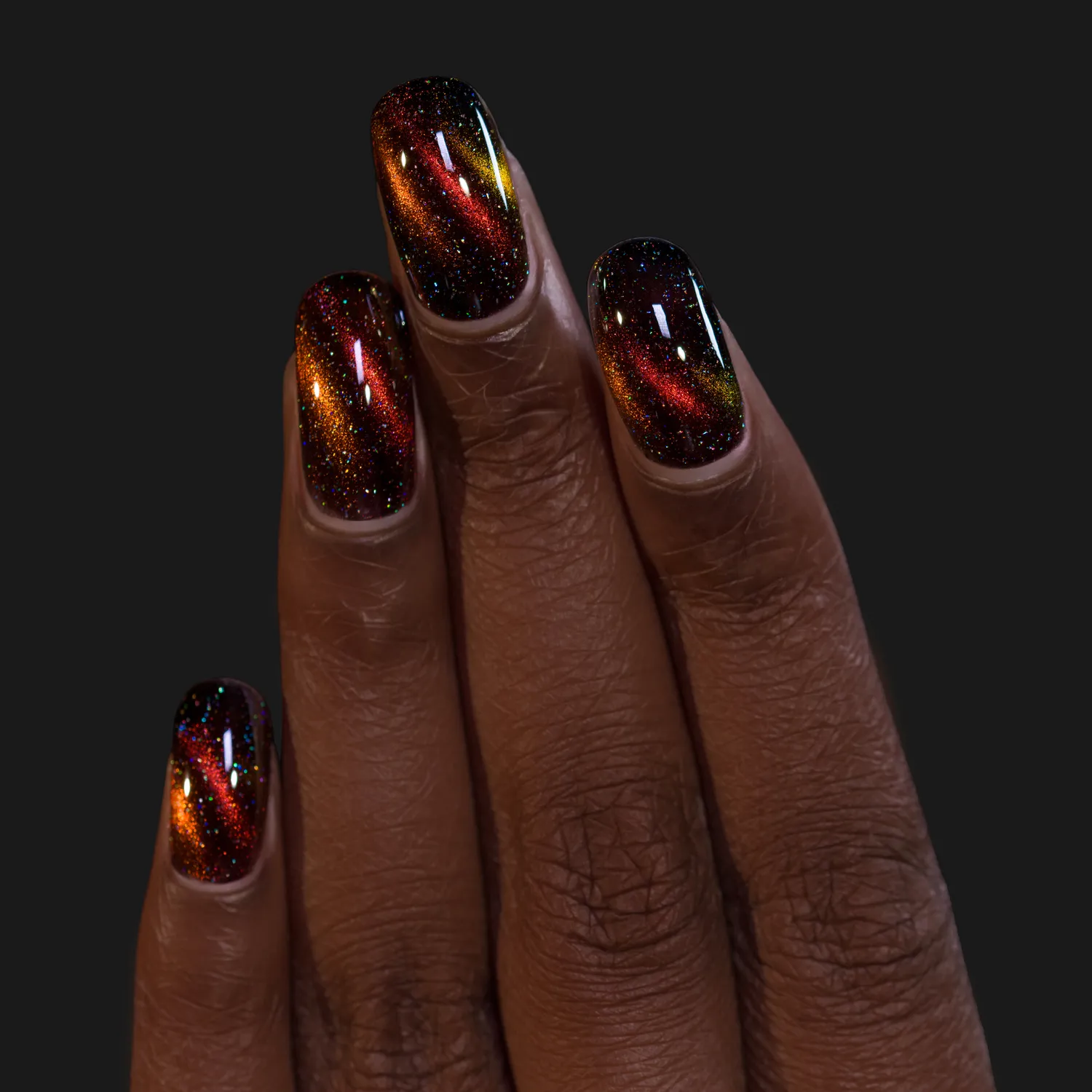 ILNP Nightlife Roulette nagellack röd magnetisk
