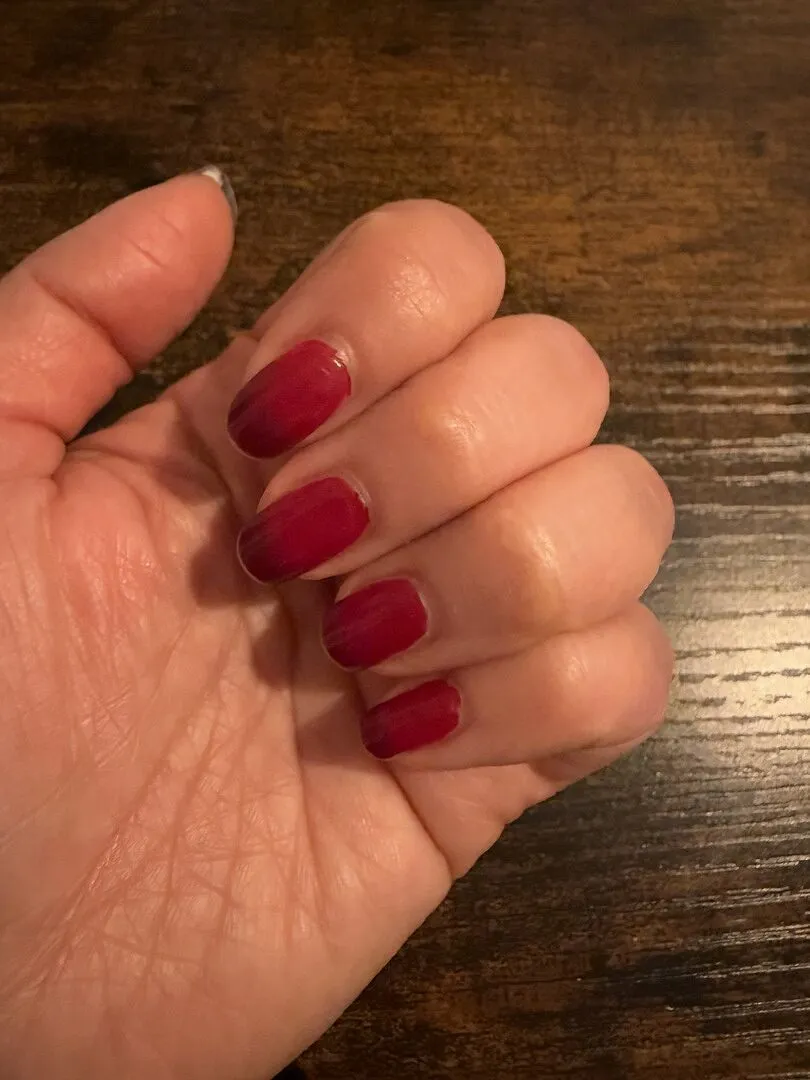 Cirque Colors Rothko Red nagellack thermal kall-varm