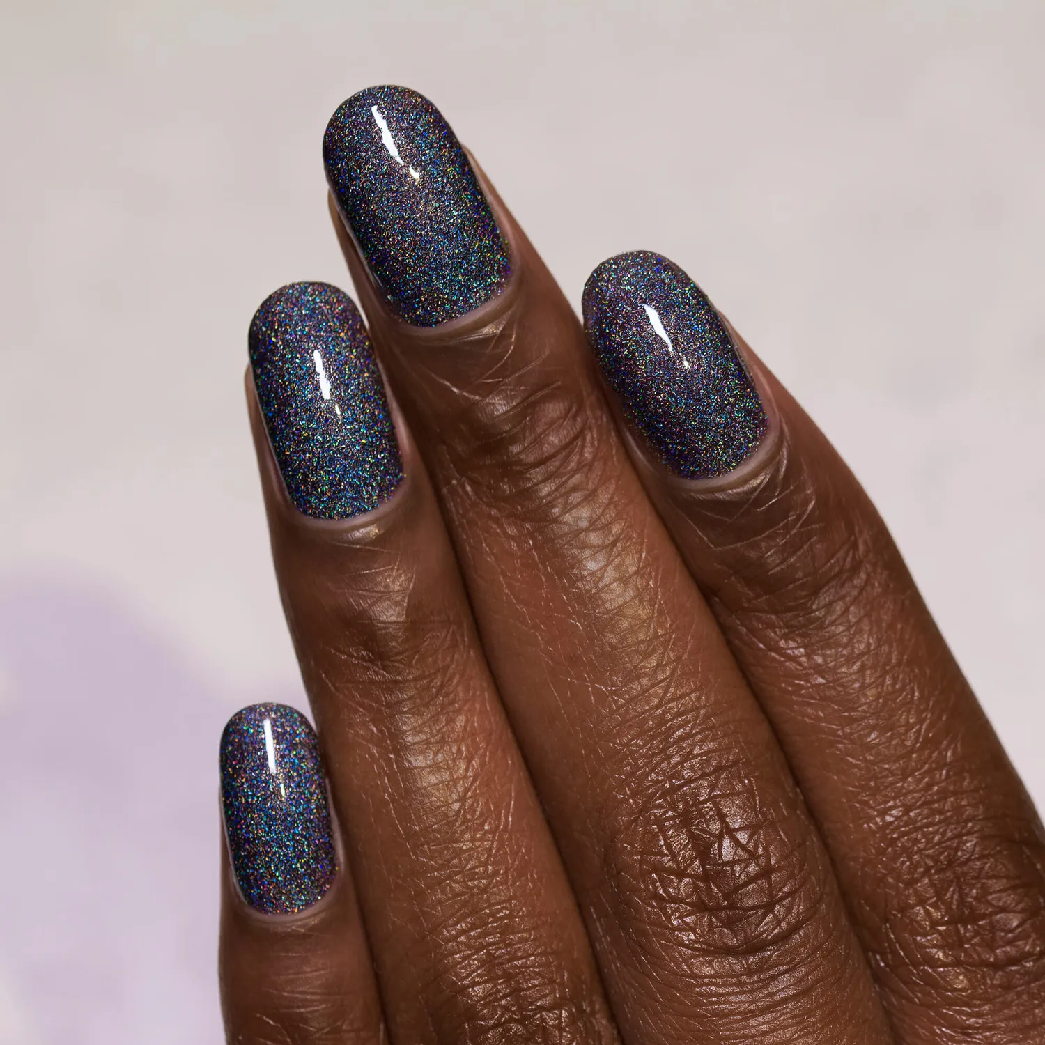 ILNP Missed Calls holografiskt nagellack svart