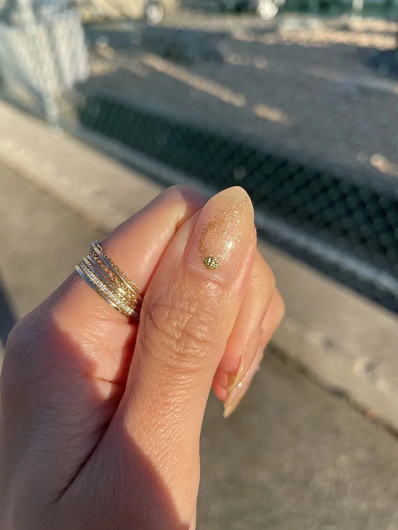 Cirque Colors Gold Coquille nagelcharms guld