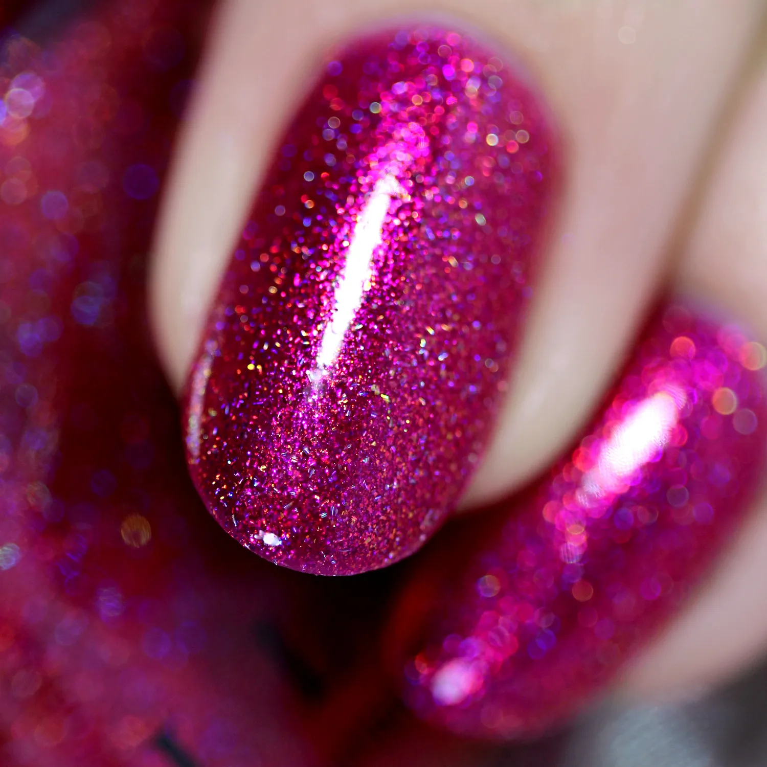 ILNP Nexus nagellack hallon holo