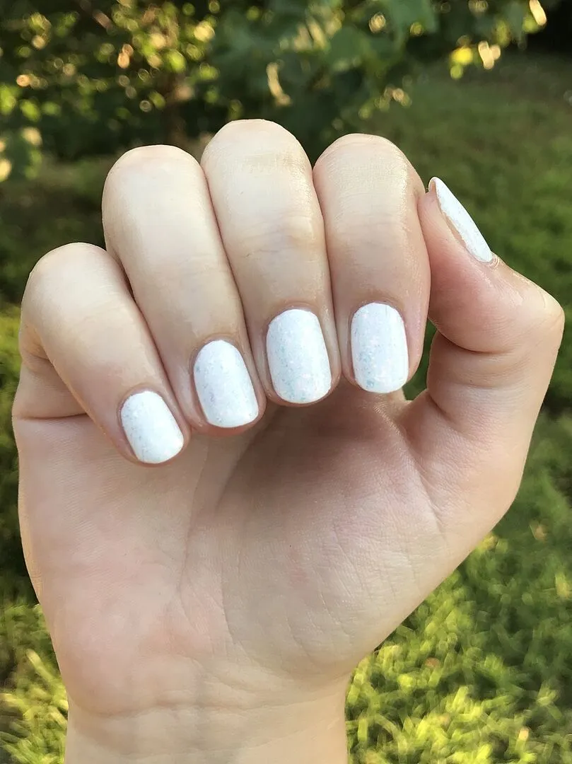 Cirque Colors Carpe Diem nagellack vit kräm