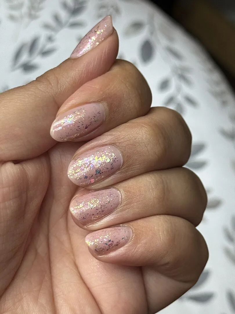Cirque Colors Georgette nagellack sheer mauve
