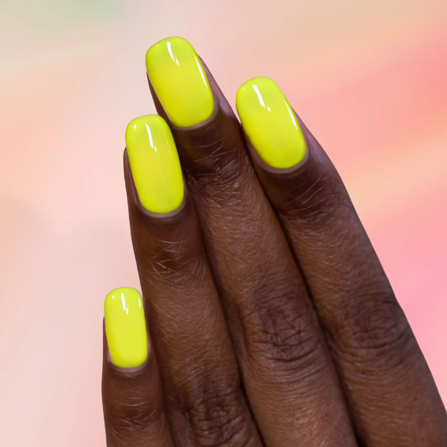 ILNP Sweet Escape Squeeze Me nagellack gul jelly