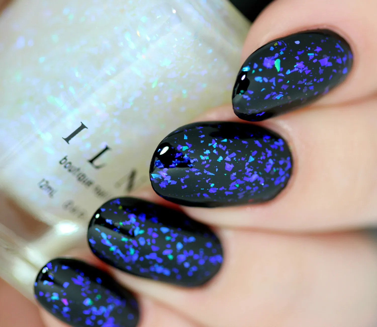 ILNP Spaced Out nagellack topper blå-lila skifte