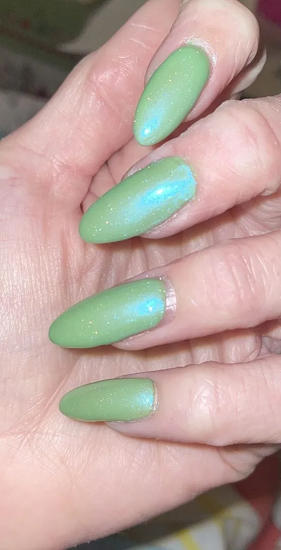 Cirque Colors Mermaid Grotto nagellack mint shimmer