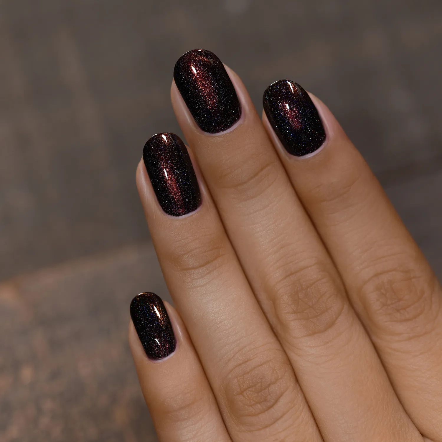 ILNP Dash of Cocoa nagellack holografiskt chokladbrunt