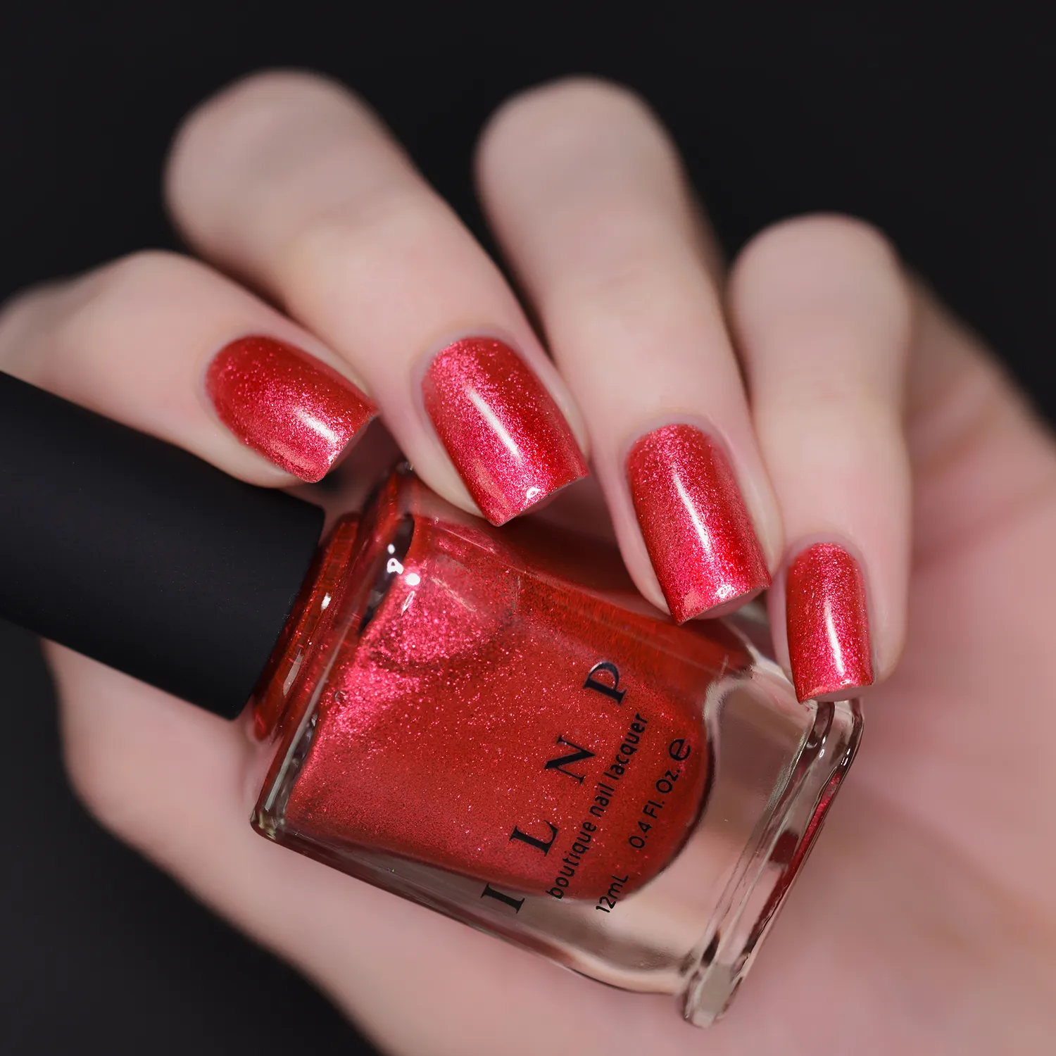 ILNP Love Me Not nagellack röd metallic
