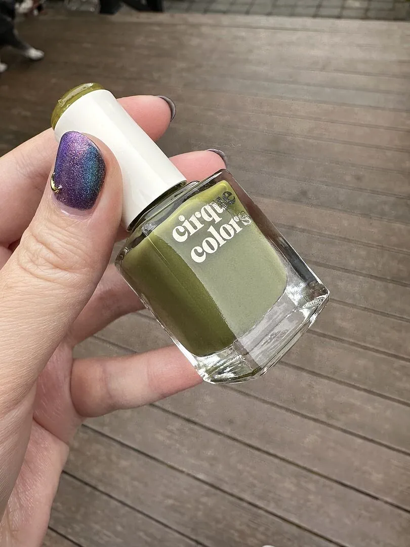 Cirque Colors Olive Jelly nagellack olivgrön jelly