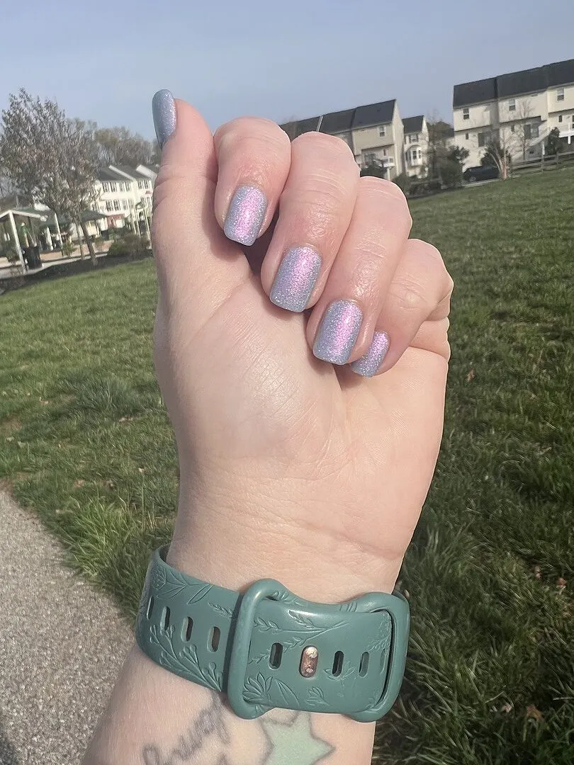 Cirque Colors Spoonful of Sugar nagellack blå holo shimmer