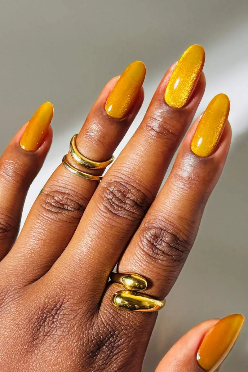 Cirque Colors Hidden Hue nagellack orange magnetisk