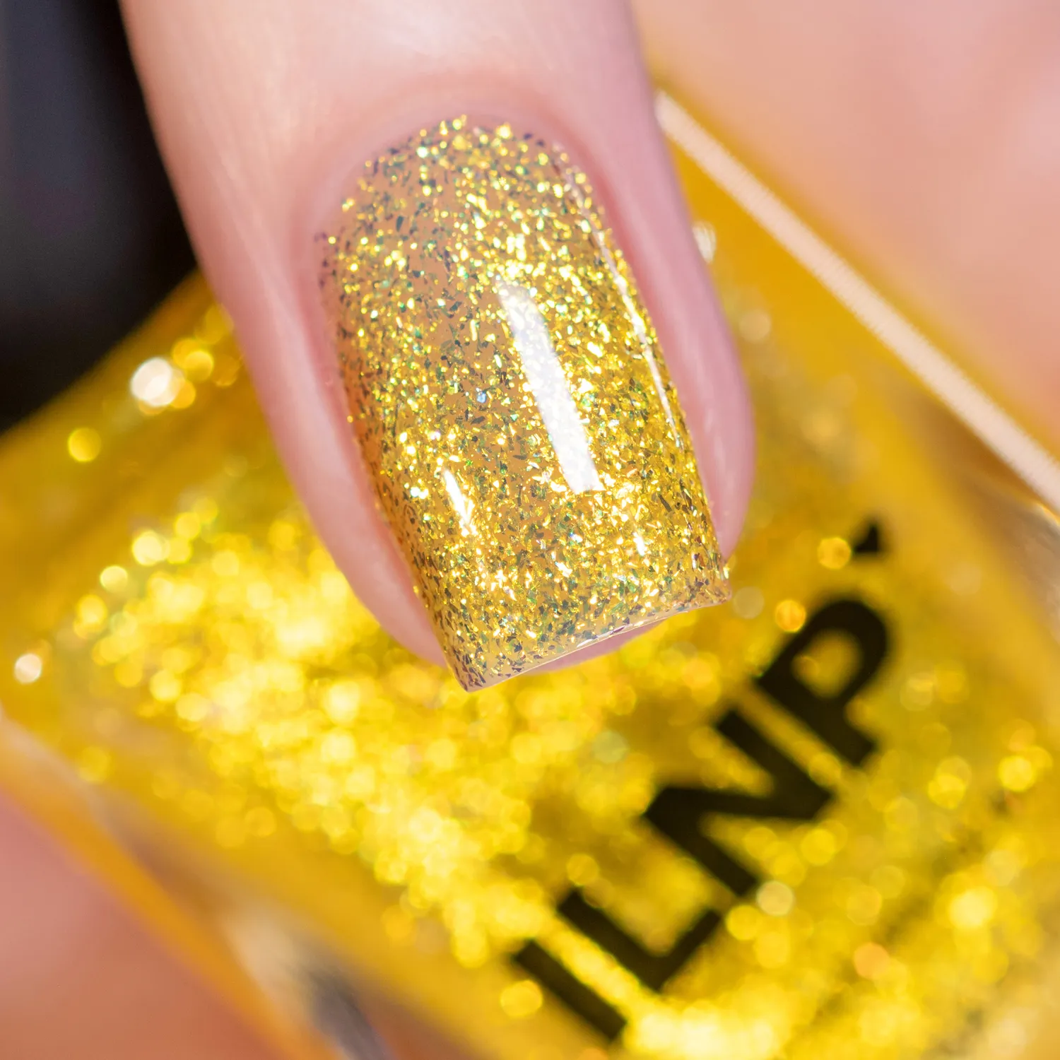 ILNP Cabana Sunburst nagellack gul shimmer